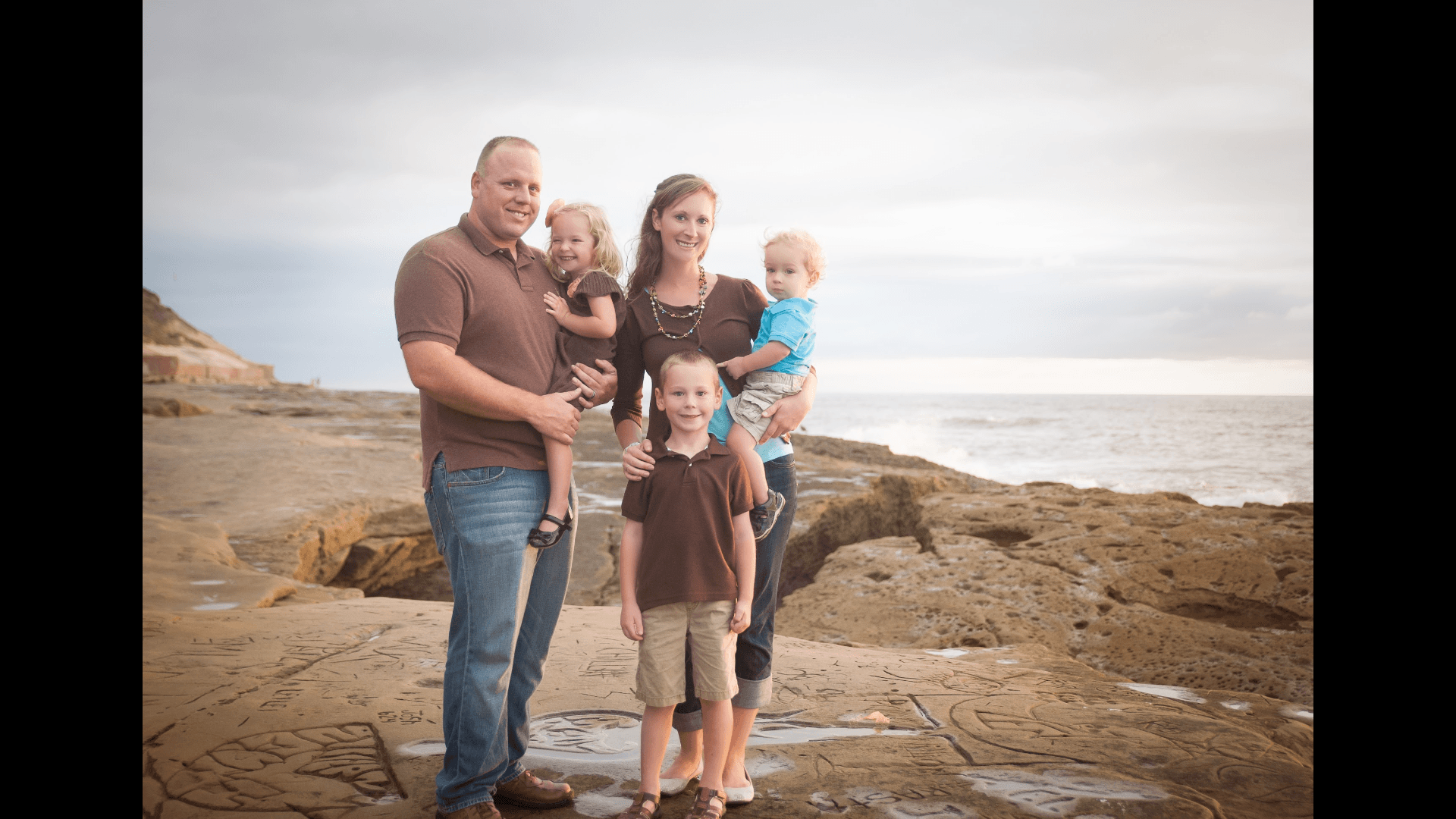 The Detandt family — Nathan, Joanna, Landon, Kaitlyn, and Gavin